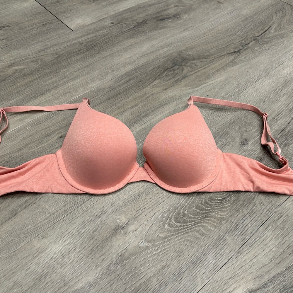 Victoria's Secret Blush Pink Underwire Bra